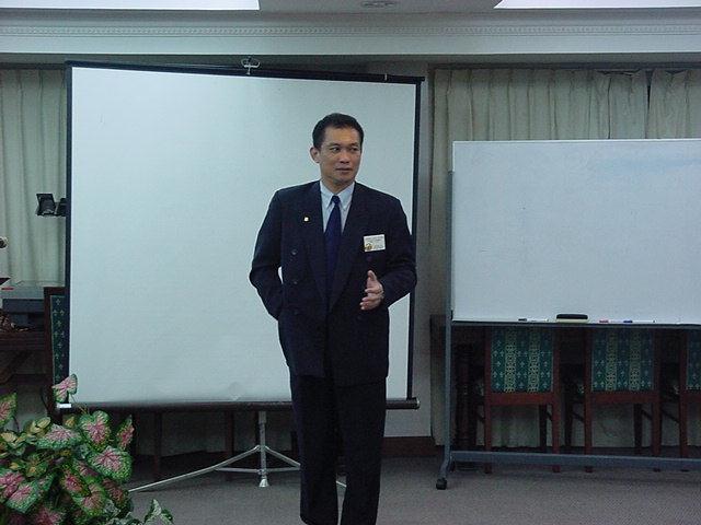 e6cot06.jpg